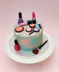 Make Up Cake Theme